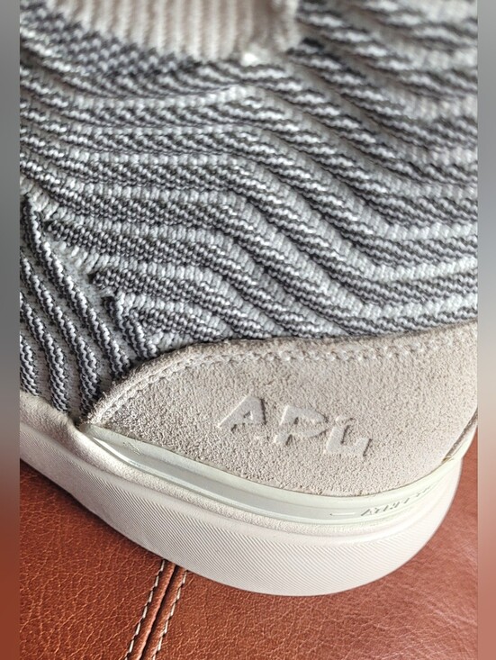 APL TechLoom Chelsea Athletic Slip-On High-Top Sneakers. SZ. 11 NWOB. main image 5